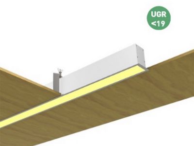 LUZ Trimmed Recessed LED Linear Light, UGR<19, 2835 LEDs, 90 lm/W